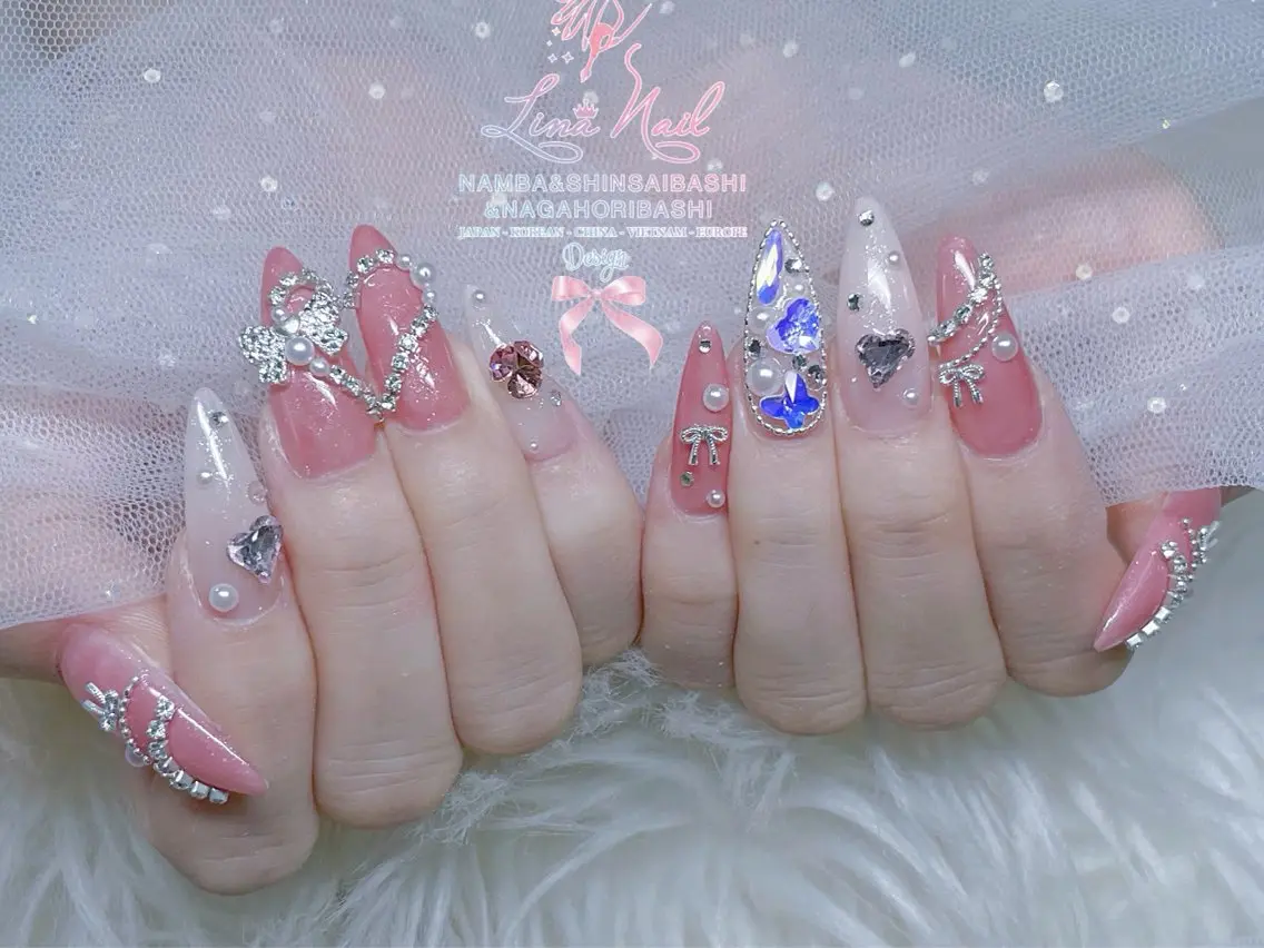 セミロング Linanail Nambaのネイルデザイン