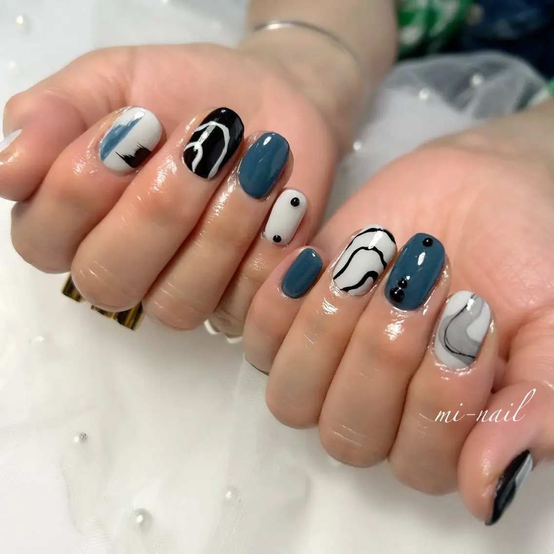 ネイル ハンドネイル ..mi-nail ..のネイルデザイン