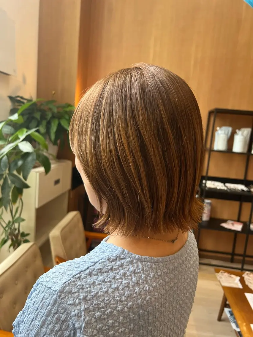 ショート ボブ くびれヘア 外ハネヘア カット ヘッドスパ cyan Amiのヘアスタイル