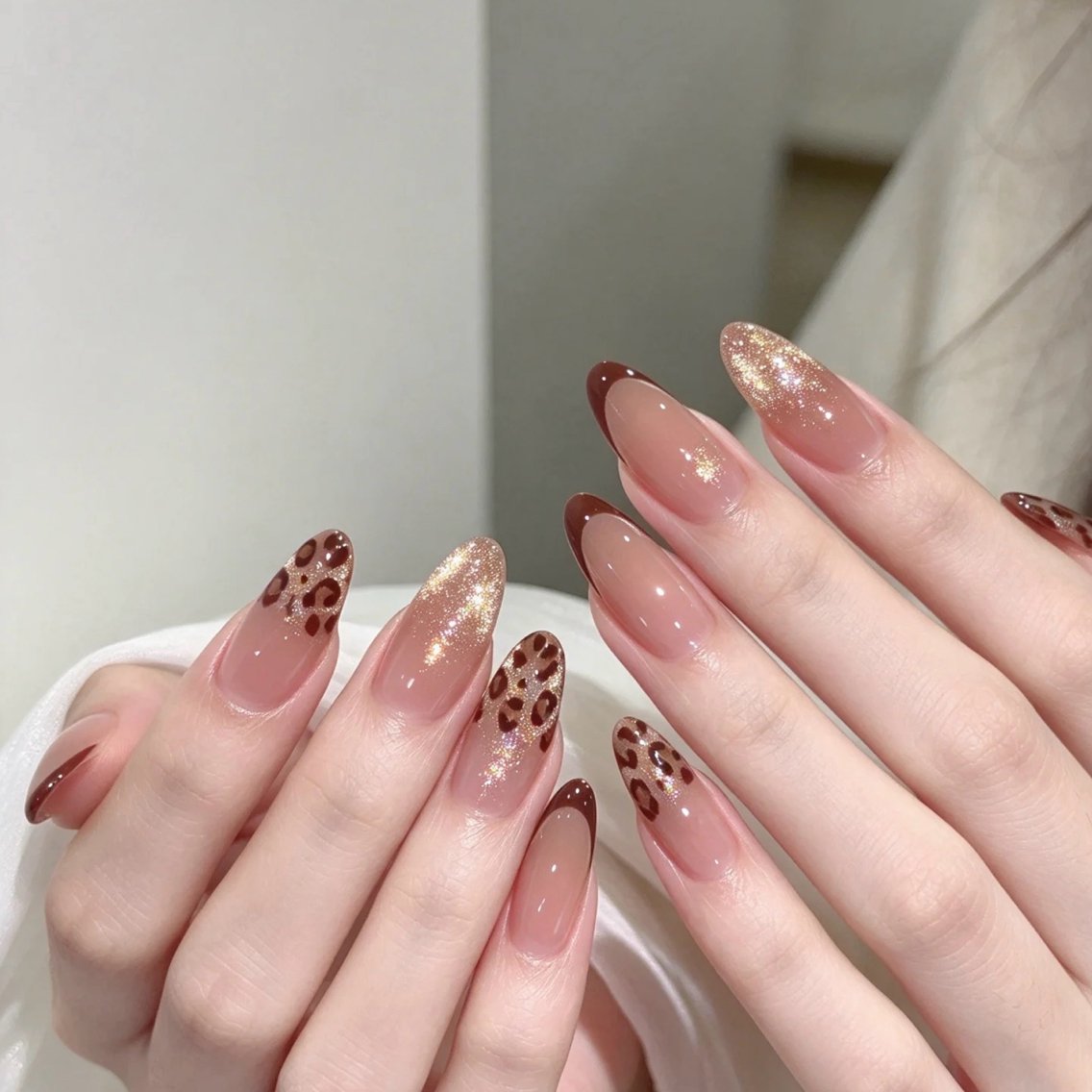 ネイル オーロラネイル フットネイル フレンチネイル ジェルネイル 韓国ネイル Luna nail salon新小岩のネイルデザイン