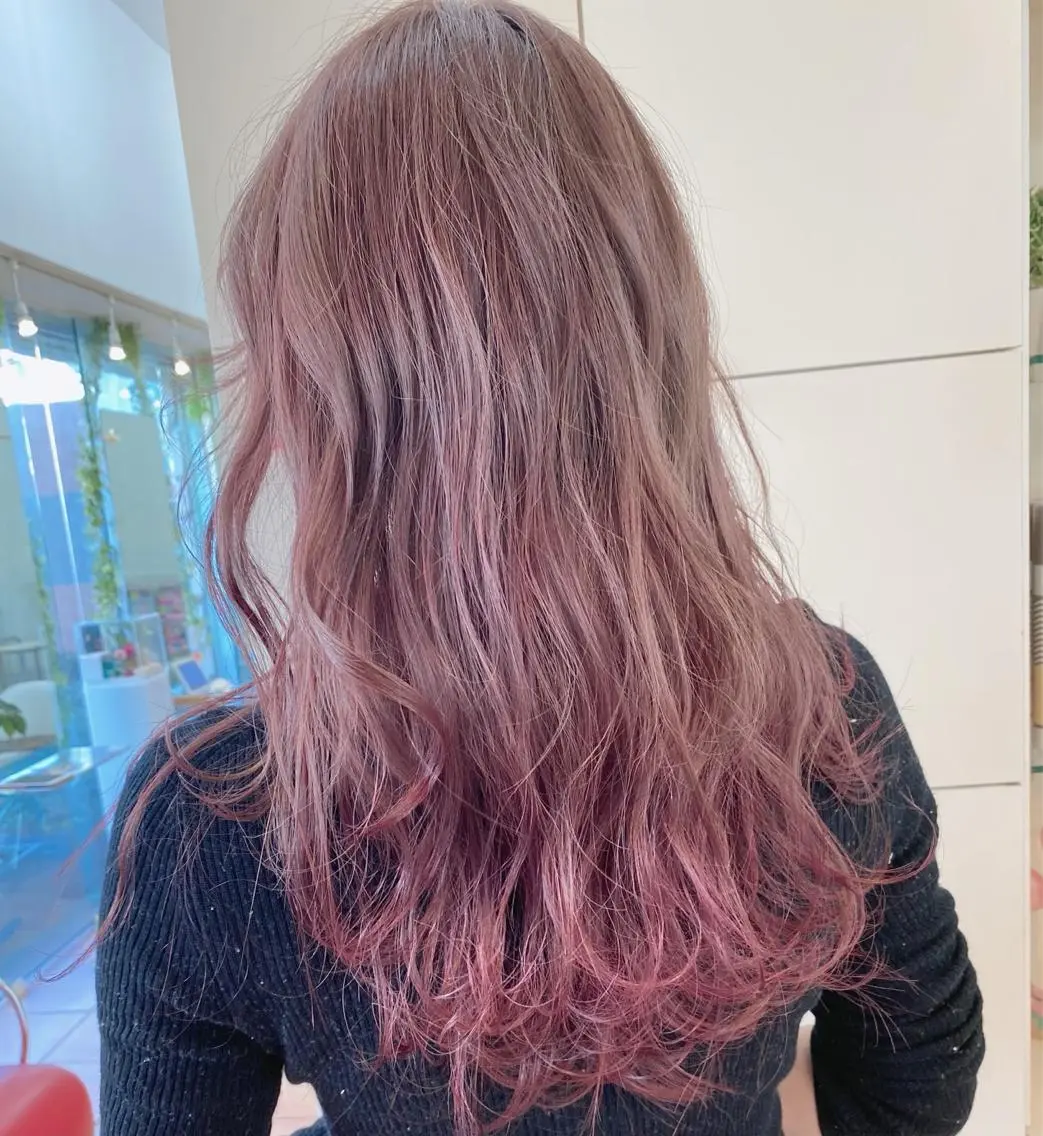 ロング ヘアカラー カラー特化 横川 翔希のヘアスタイル