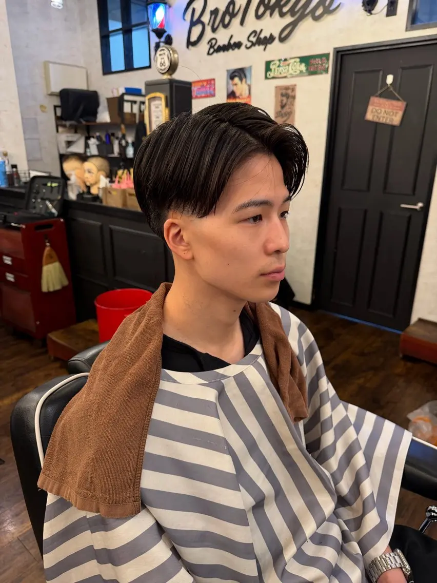 メンズ フェードカット 七三 加藤 大輝のヘアスタイル