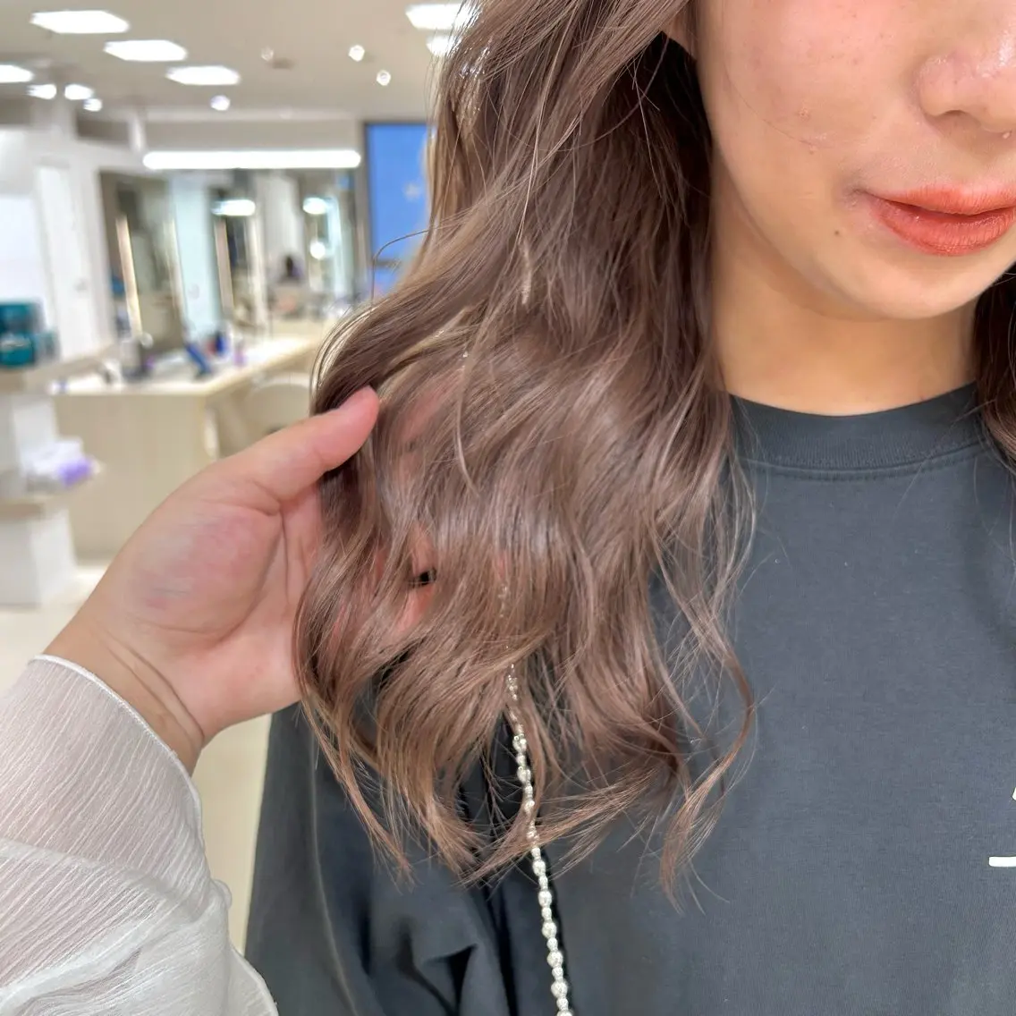 ロング カラー ヘアアレンジ/ベー ジュchiakiのヘアスタイル