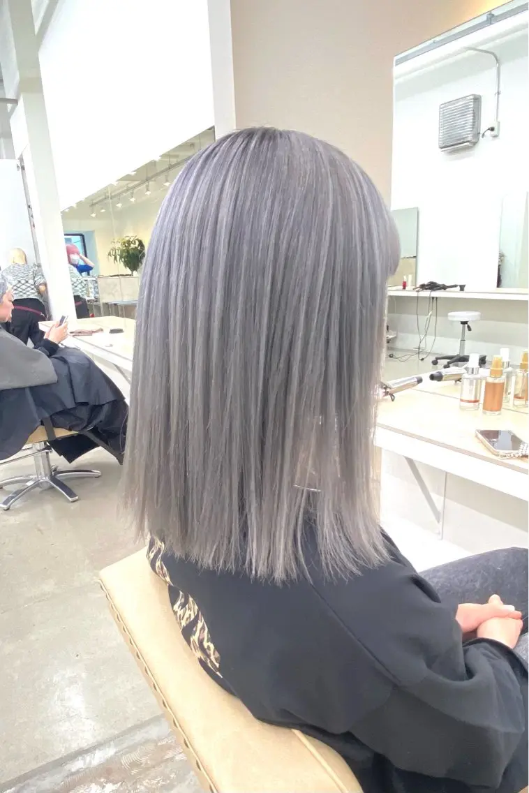 ミディアム BOB🌟ハイトーン /ブリーチ/TAKUのヘアスタイル