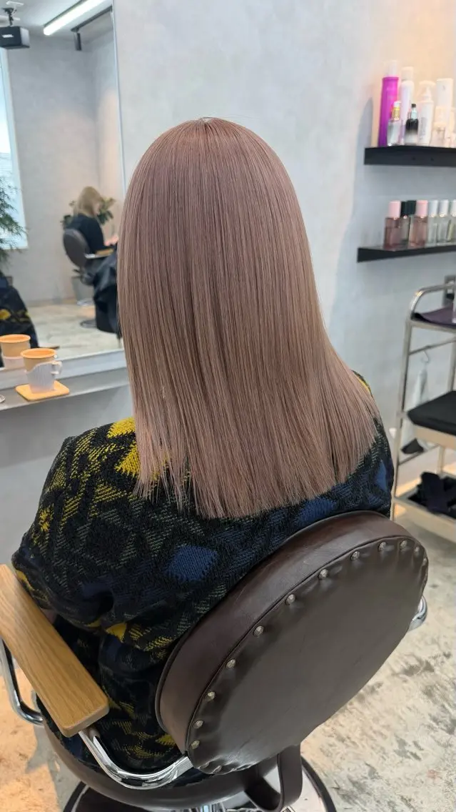 ミディアム カラー ベージュカラー ヘアカラー 竹森 鈴乃のヘアスタイル