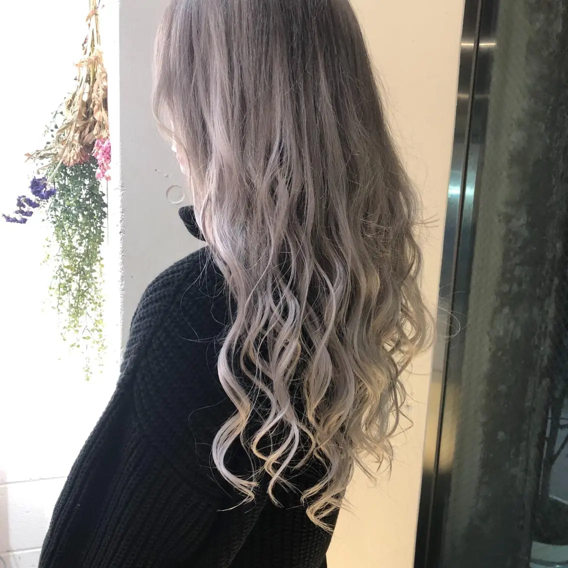 ロング 國生 香織のヘアスタイル