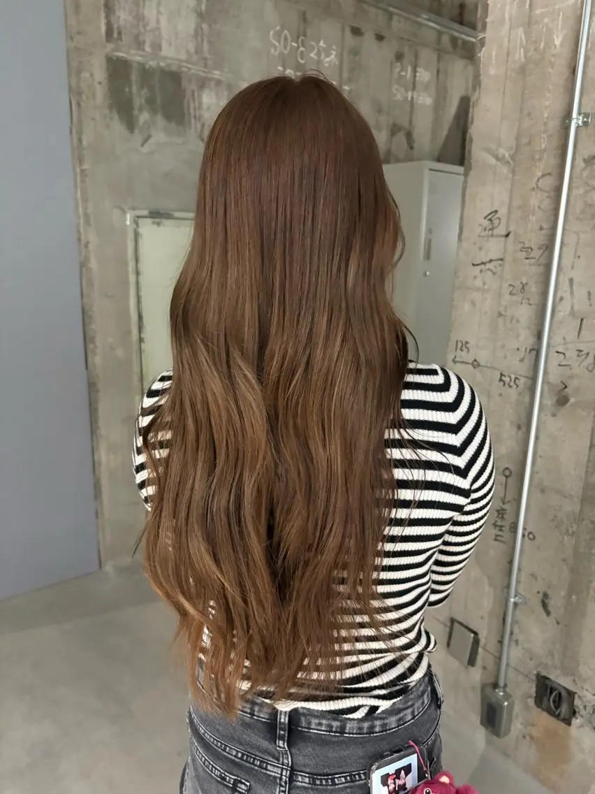 ロング カラー ベージュカラー ブリーチ 透明感カラー ダブルカラー ハイトーンカラー ヘアカラー 玉置七海✨ /透明感/髪質改善のヘアスタイル