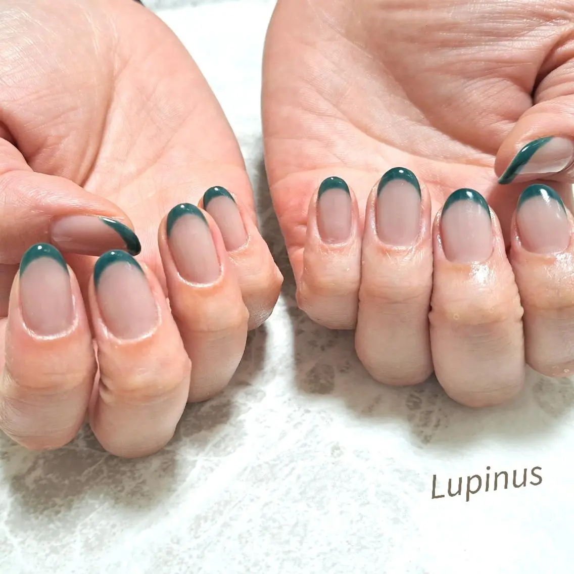 ネイル フレンチネイル Lupinus ルピナスのネイルデザイン