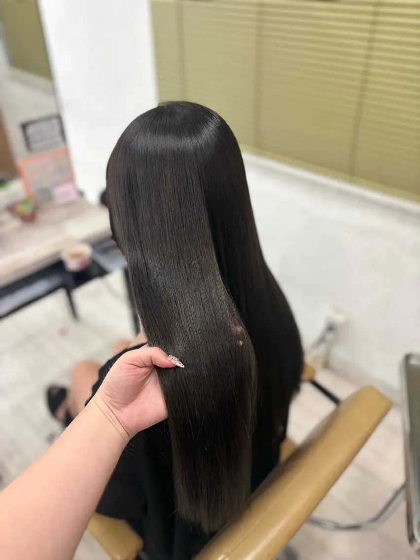ロング カット 縮毛矯正 トリートメント 暖色系カラー/ピンク Ririi🎀のヘアスタイル