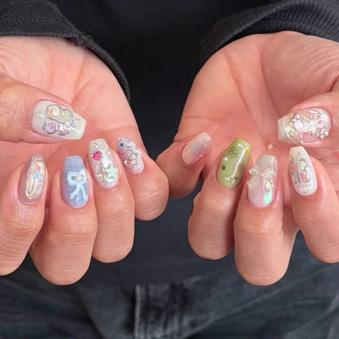 ネイル ハンドネイル 🎀フェイ フェイ🫧💗のネイルデザイン