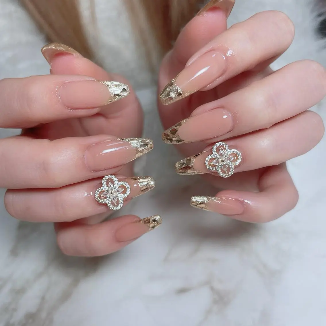 ネイル ハンドネイル Kayo 💅のネイルデザイン