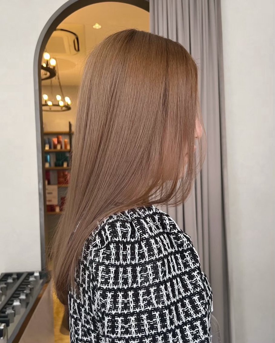 カラー Inity   森 千尋のヘアスタイル
