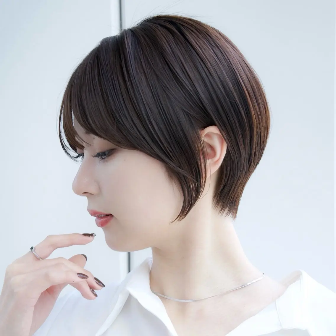 ショート ショートヘア カット まとまるレイヤー カット/透明感カラーのヘアスタイル