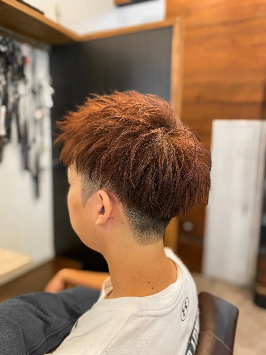 ミディアム カラー メンズ アップバング 刈り上げ IRIE⚡️メンズ/ パーマ⚡️北川聖也のヘアスタイル