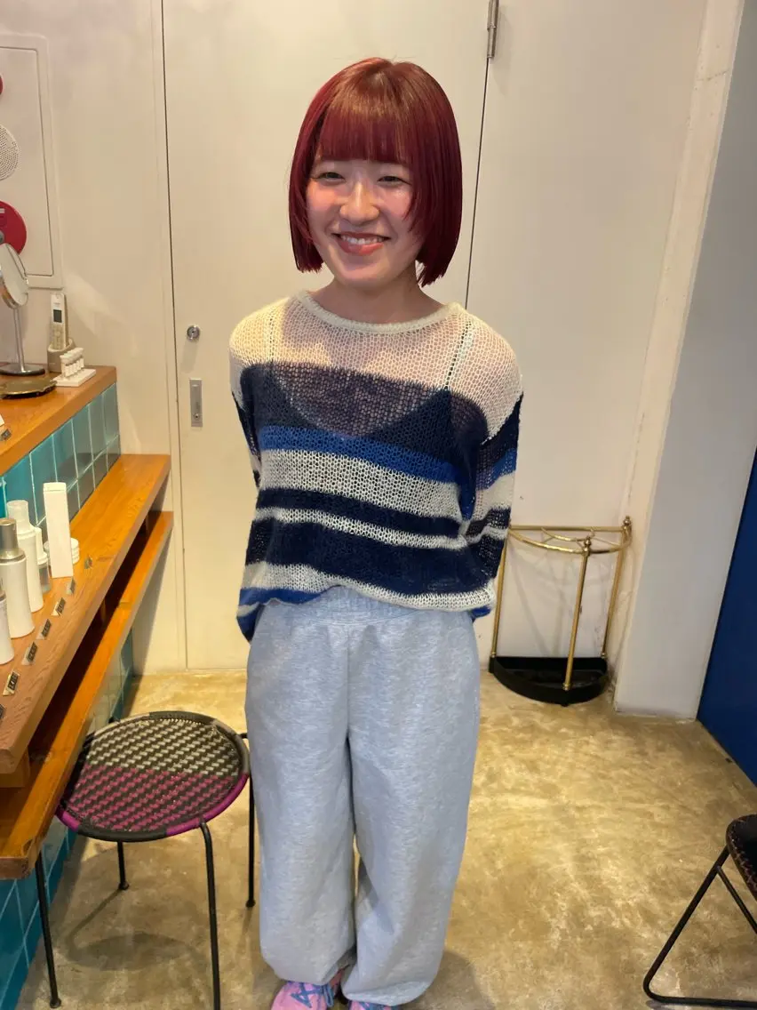 ショート カラー ブリーチ ブリーチなしカラー カット ヘアカラー トリートメント MIOベージュカラー 柔らかいカラーのヘアスタイル