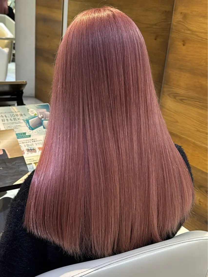 ブリーチ+カラー+トリートメントの写真