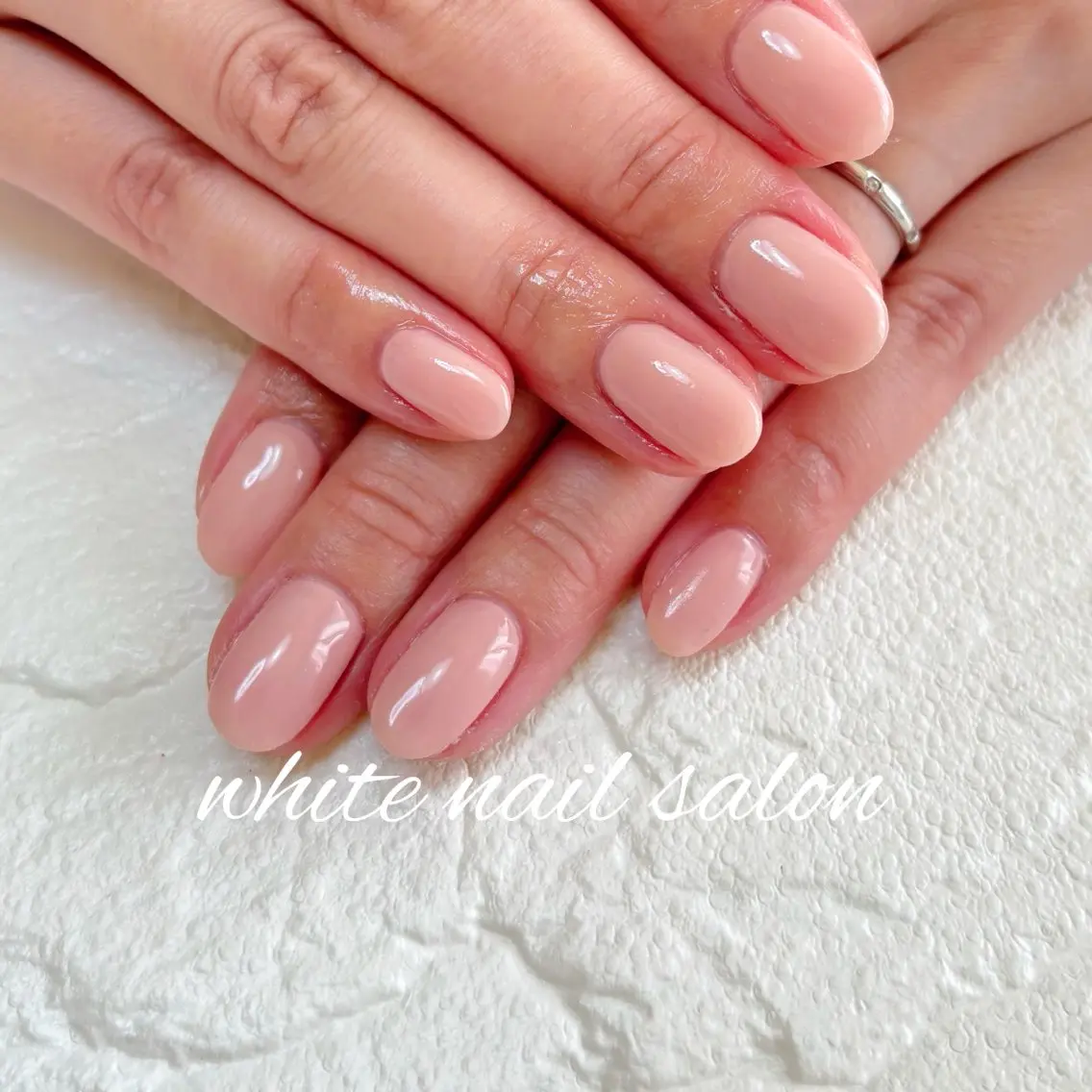 ネイル フットネイル シンプルネイル white nail salonのネイルデザイン