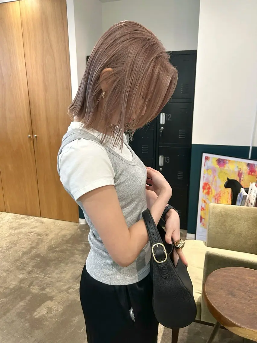 ショート カラー ベージュカラー ボブ カット ヘアカラー カラーリスト菅野 竜矢🌈のヘアスタイル