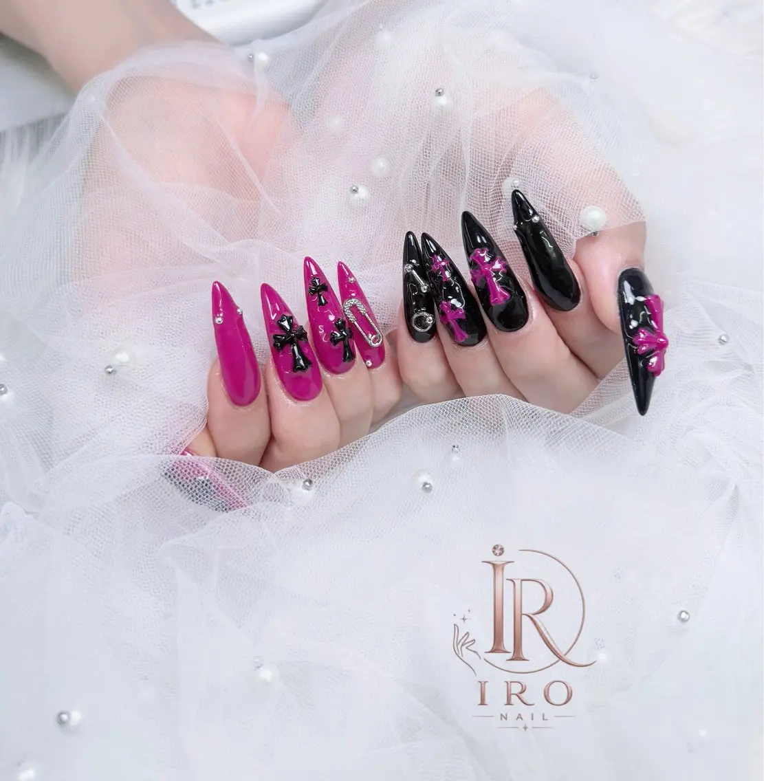 ネイル ハンドネイル IRO Nail Studioのネイルデザイン