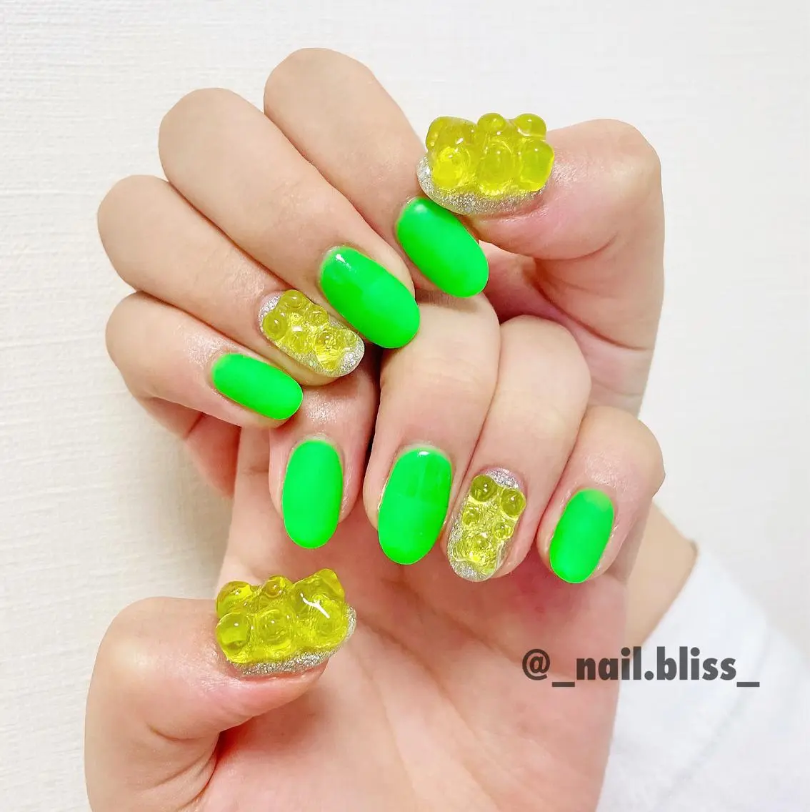 ネイル マットネイル ハンドネイル NAIL BLISSのネイルデザイン