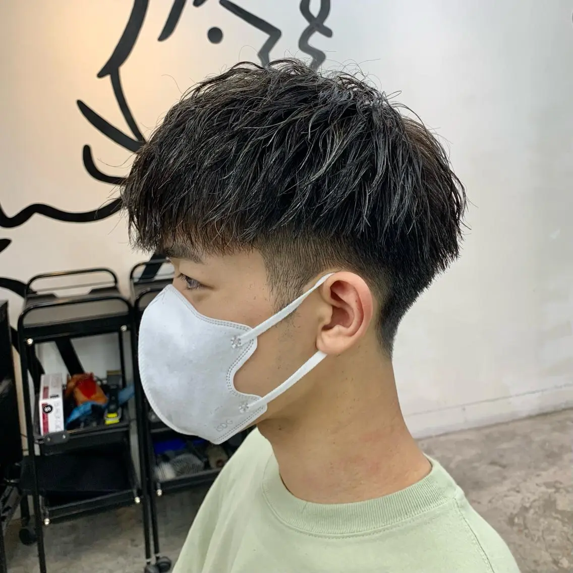ショート カラー メンズ マッシュ ショートヘア カット ヘアカラー メンズ特化美容師/ 藤戸 椋のヘアスタイル