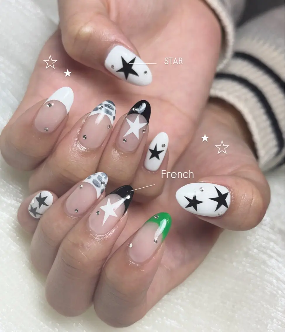 【ハンド】オフ無料✨️10本フリーデザイン💅✨の写真