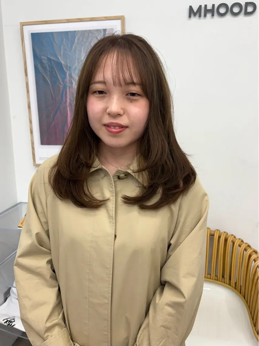 ミディアム カラー ベージュカラー レイヤーカット カット ヘアカラー トリートメント 透明感カラー🫧 nanohaのヘアスタイル