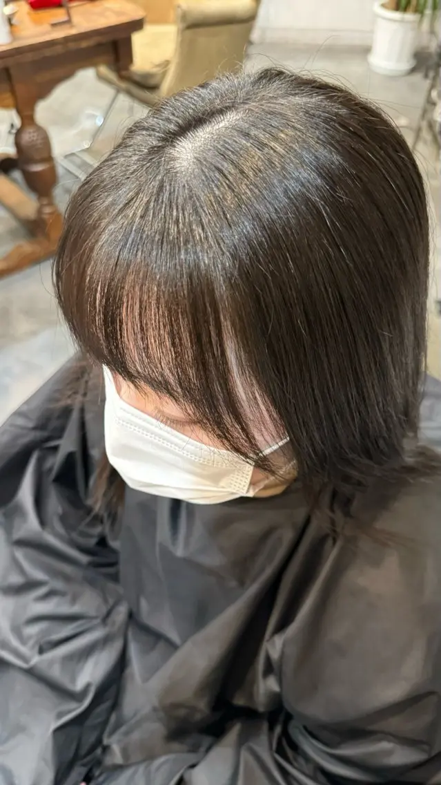 顔まわり縮毛矯正+カット+ケラチントリートメントの写真