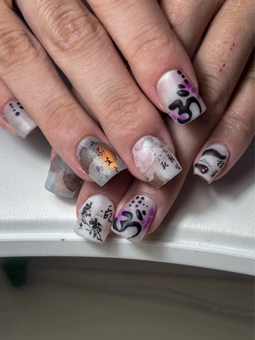 ネイル ハンドネイル .unff サラ🦷のネイルデザイン