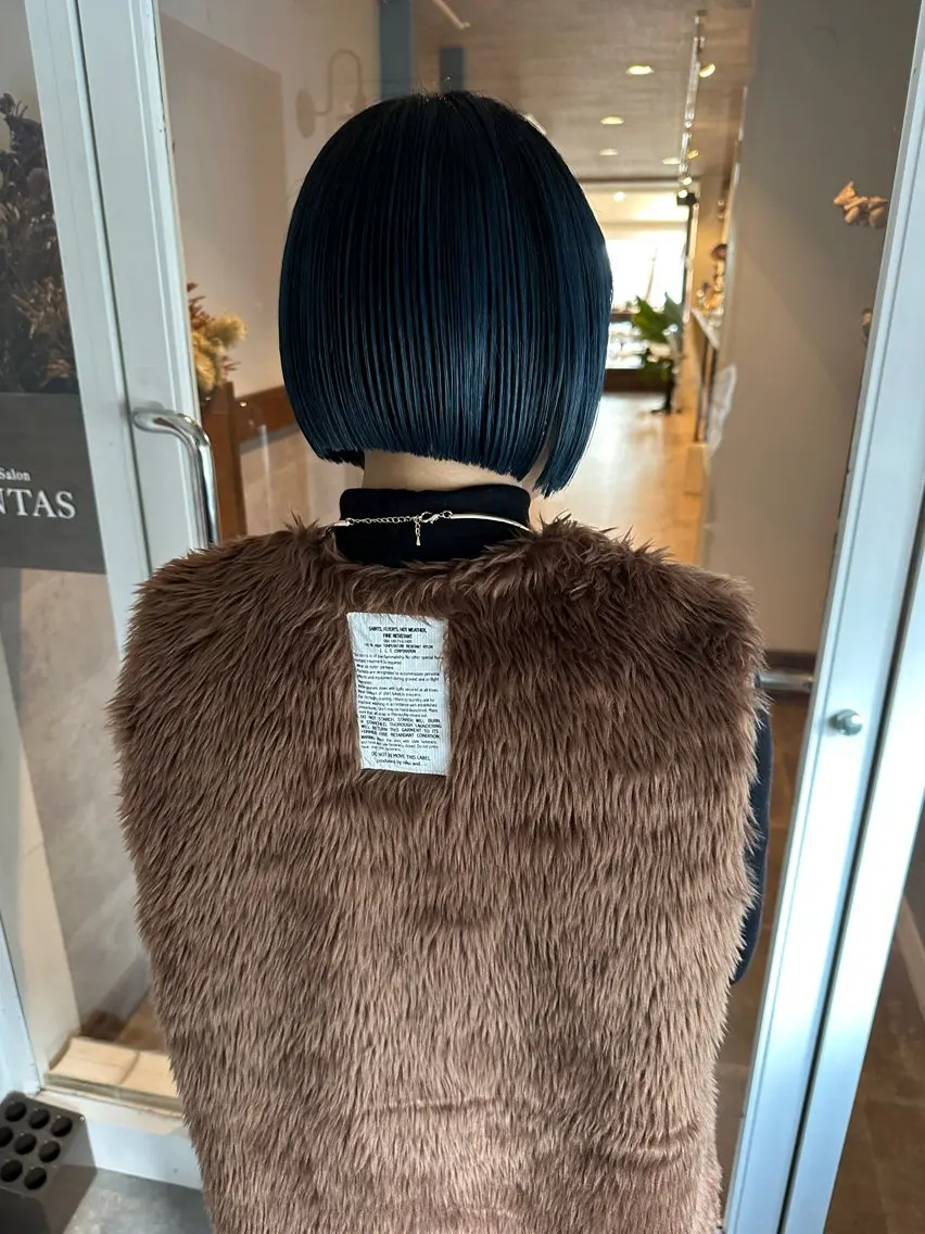 ショート ボブ カット トリートメント 宮﨑 あかねのヘアスタイル
