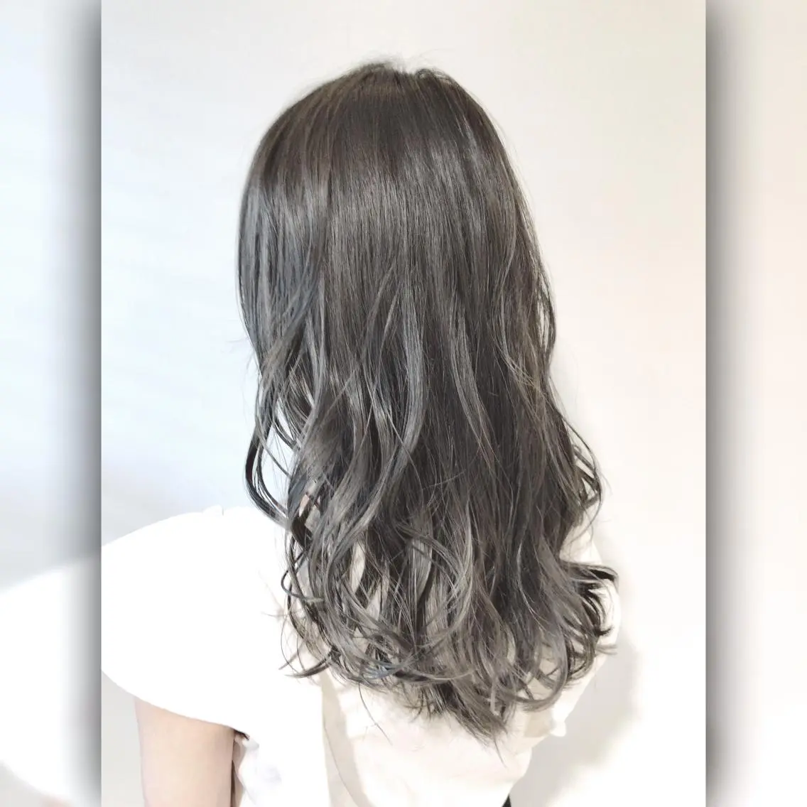 セミロング カラー グレージュ 【メンズカット】 澤下瑛一のヘアスタイル