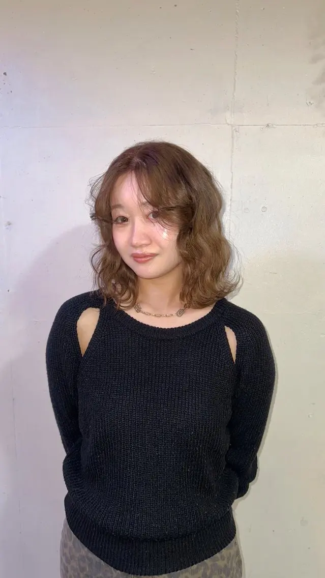 ミディアム カラー ヘアカラー trico ニシノのヘアスタイル