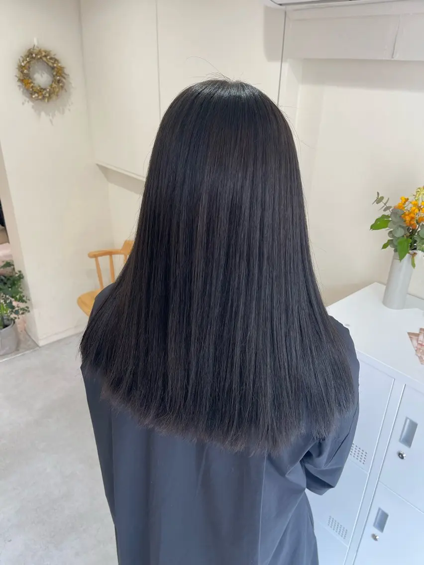 ロング カラー ヘアアレンジ グレージュ オリーブグレージュ オリーブグレー 中堀 遥のヘアスタイル