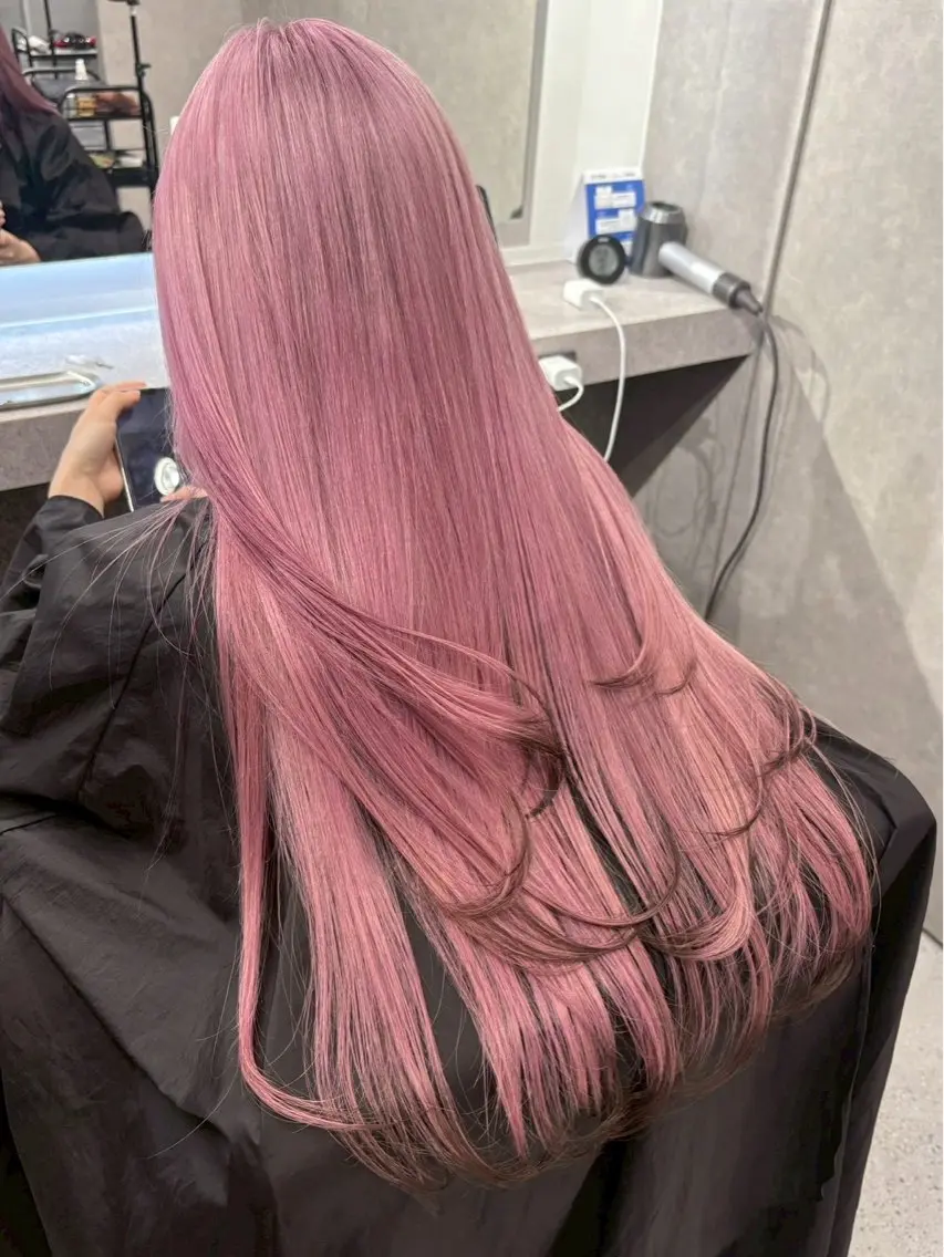 カラー Yoshiいろあそび 八王子/ハイトーンのヘアスタイル