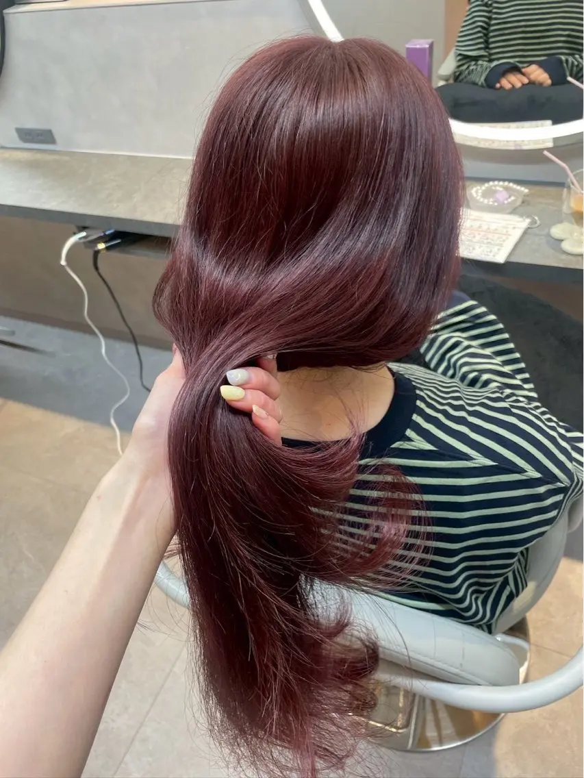 ロング カラー ヘアカラー three_ ナオキのヘアスタイル
