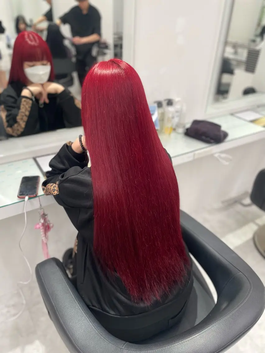 ロング カラー ヘアカラー トリートメント トレンド暖色ヘア🍒 miu🍒のヘアスタイル