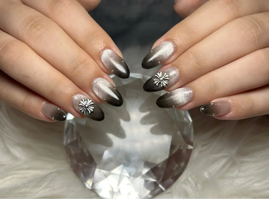 ミディアム ハンドネイル nail salon Renardのネイルデザイン