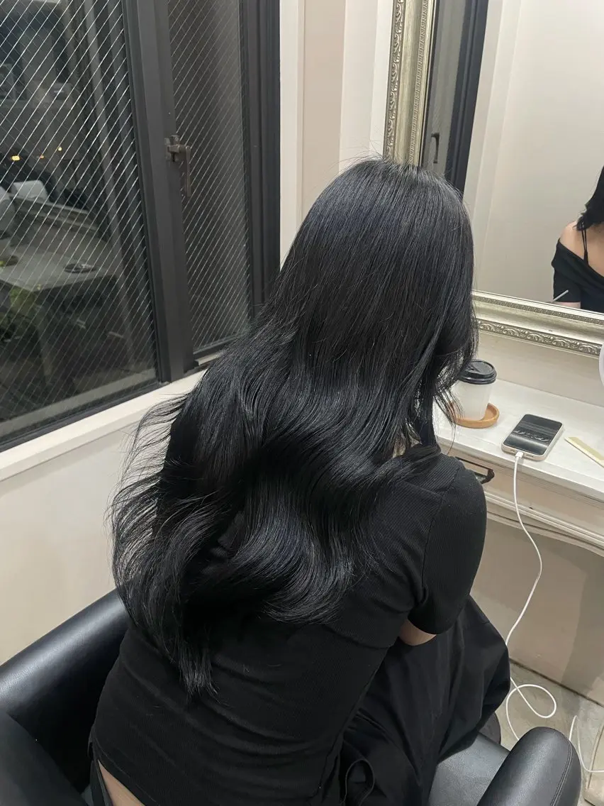 ロング ヘアカラー トリートメント 平井 よし乃のヘアスタイル
