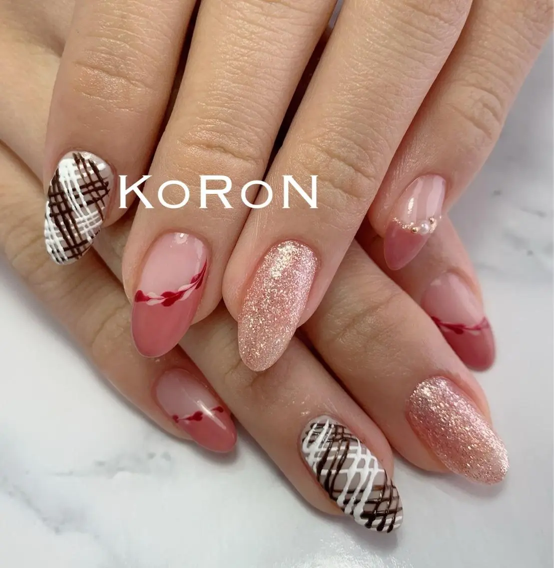 ネイル バレンタイン 自宅サロン鎌倉 KORONのネイルデザイン
