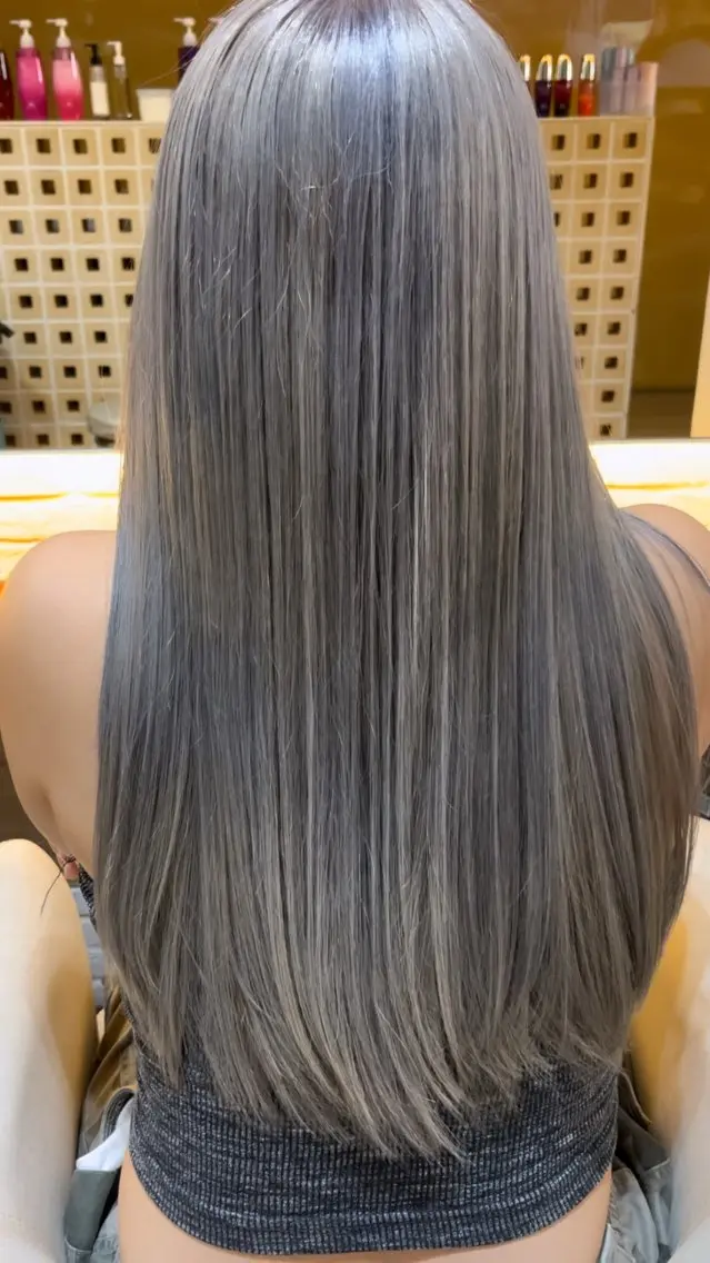✨️当日限定✨️ブリーチ+カラー+クイックトリートメントの写真