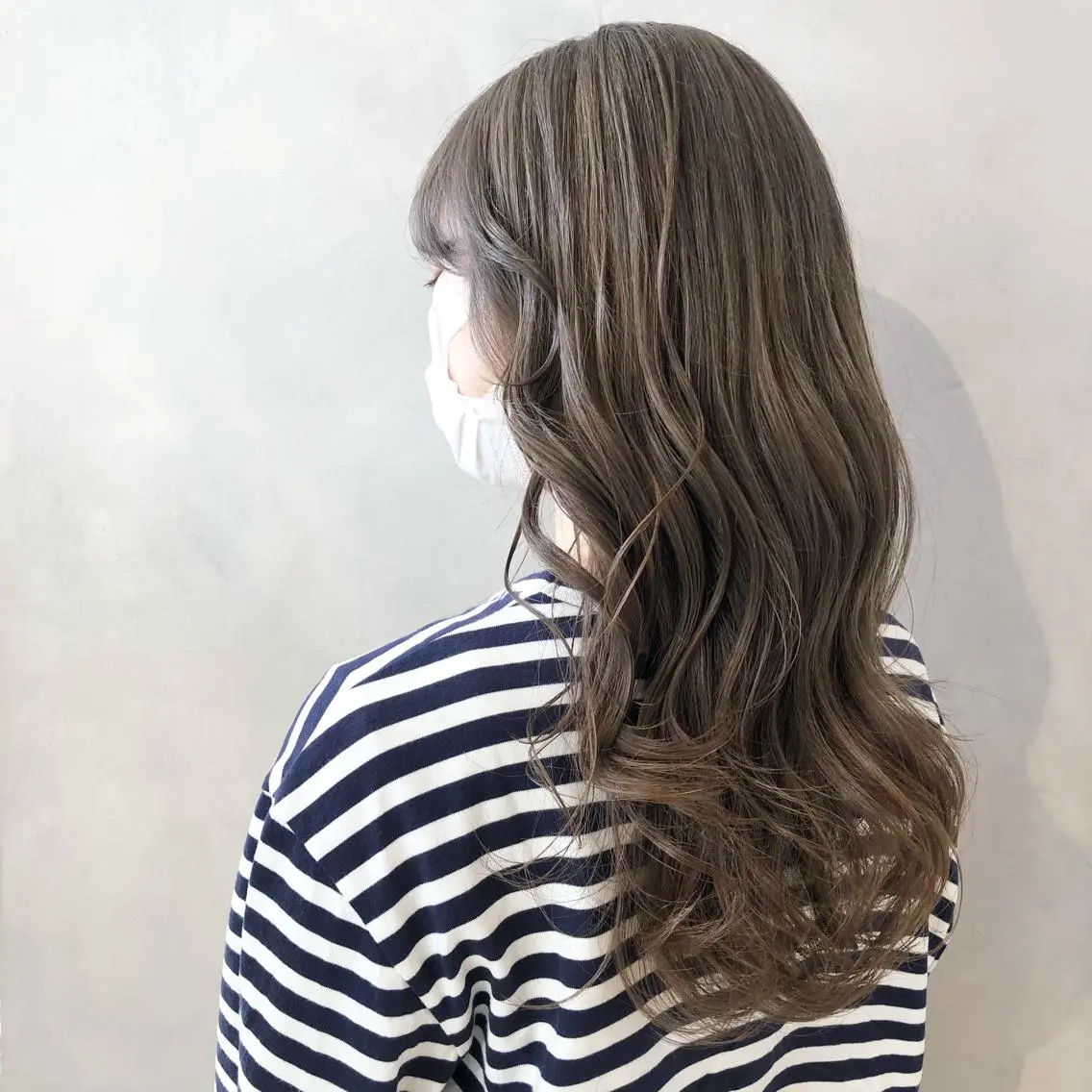 ロング ヘアカラー トリートメント 髪質改善⌇透明感 カラー⌇川上葵のヘアスタイル