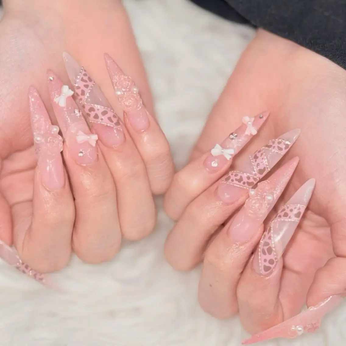 ネイル ジェルネイル 韓国ネイル 持ち込み シンプルネイル ワンホンネイル ハンドネイル 🎀Aura. Yurachanのネイルデザイン