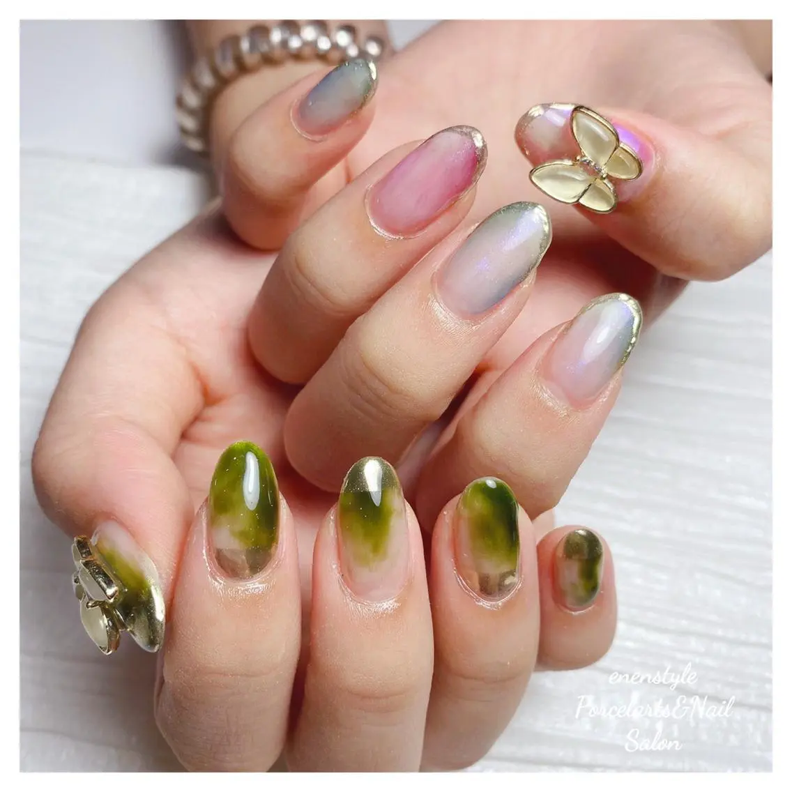 ミディアム ネイル 🐾enen style 🐾のネイルデザイン