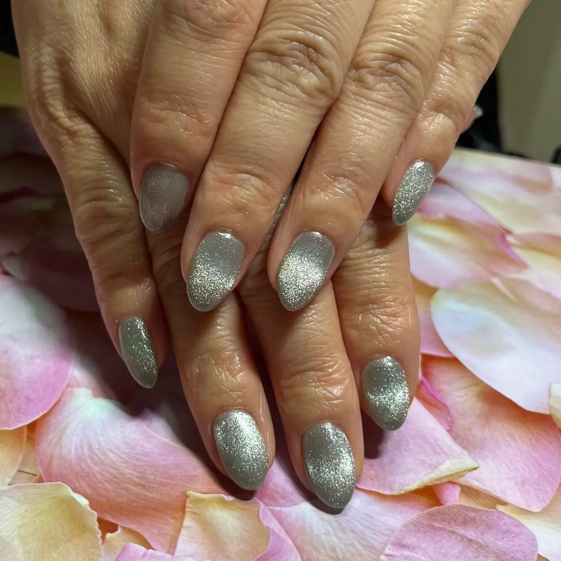 ミディアム ハンドネイル hs nail salonのネイルデザイン