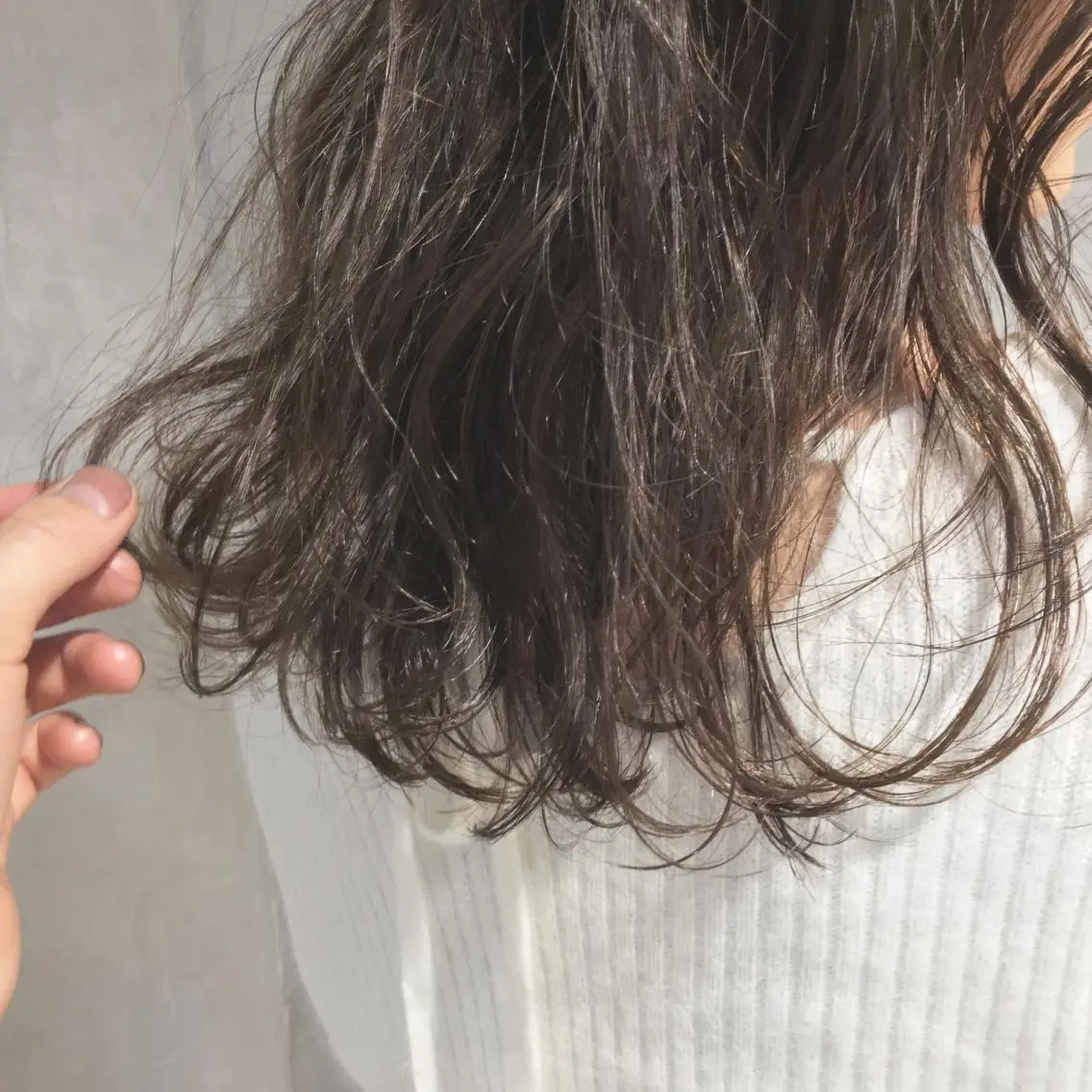 カラー グレージュ 岡邉 隆太のヘアスタイル