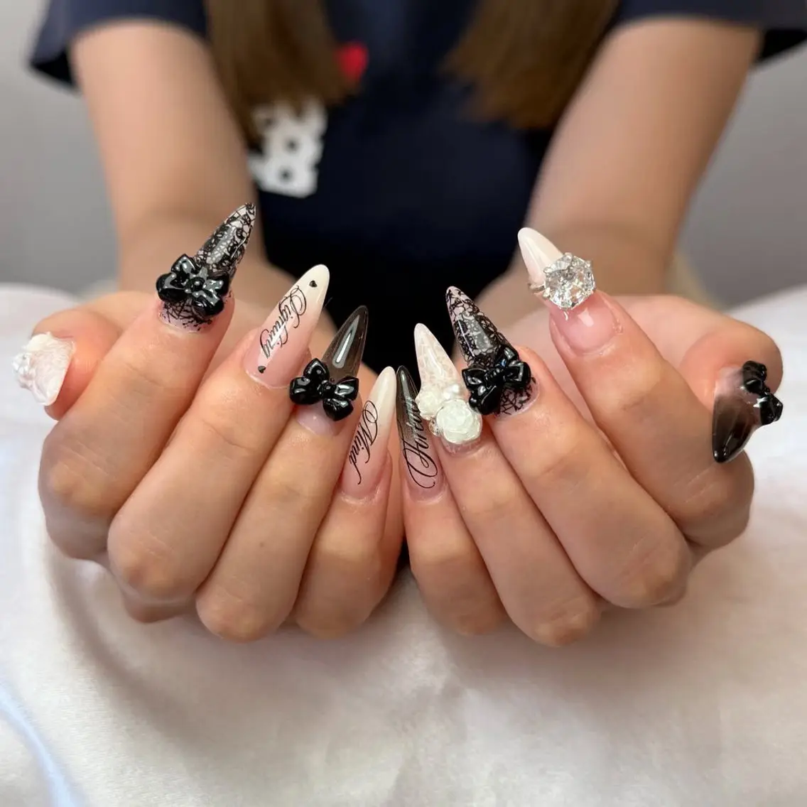 ネイル 桜ネイル 長さ出し フレンチネイル 韓国ネイル マグネットネイル ハンドネイル Kiwami nailsalonのネイルデザイン