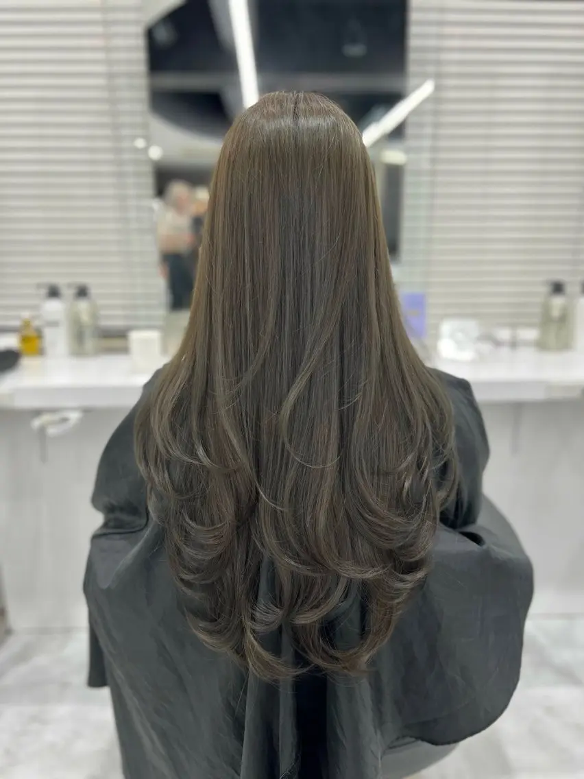 【ご褒美メンテナンス🪄💫】韓国風レイヤーカット➕髪質改善プレミアムトリートメント➕炭酸Spa🥣🫧の写真