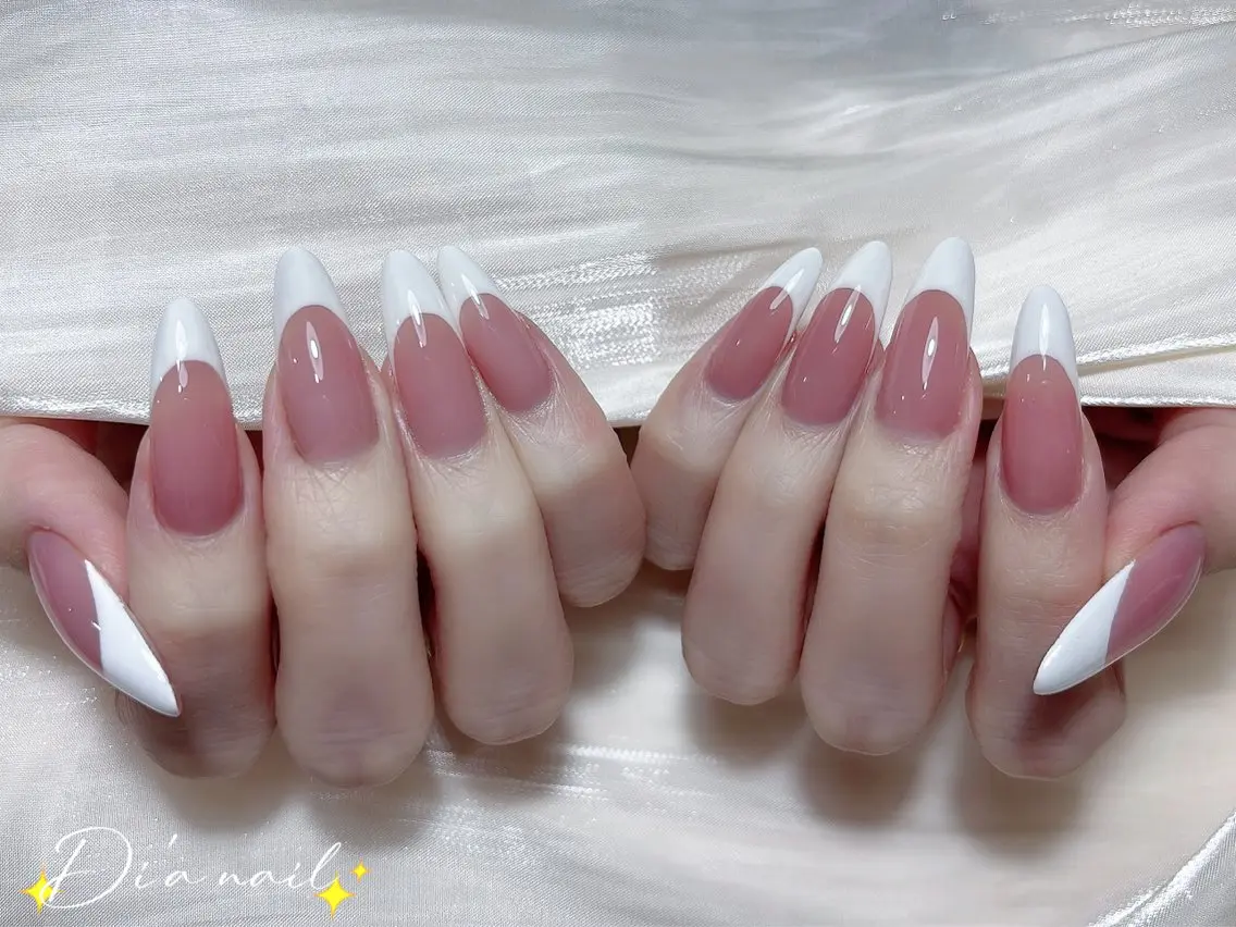 🎀長さだしフレンチ＋2個パーツ付き🎀8980の写真