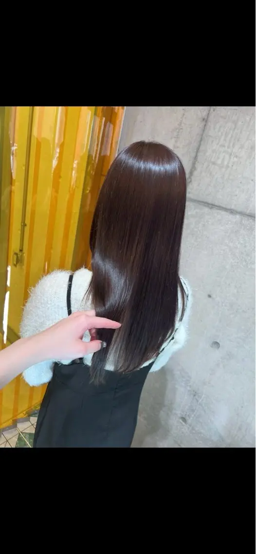 ロング iris🌙 miyuのヘアスタイル