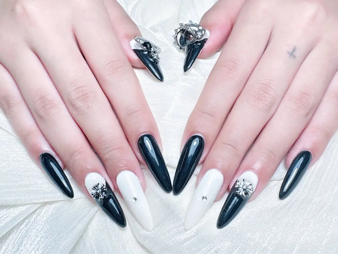 ネイル ハンドネイル 🎀Ｍ nails✨ ビューティーのネイルデザイン